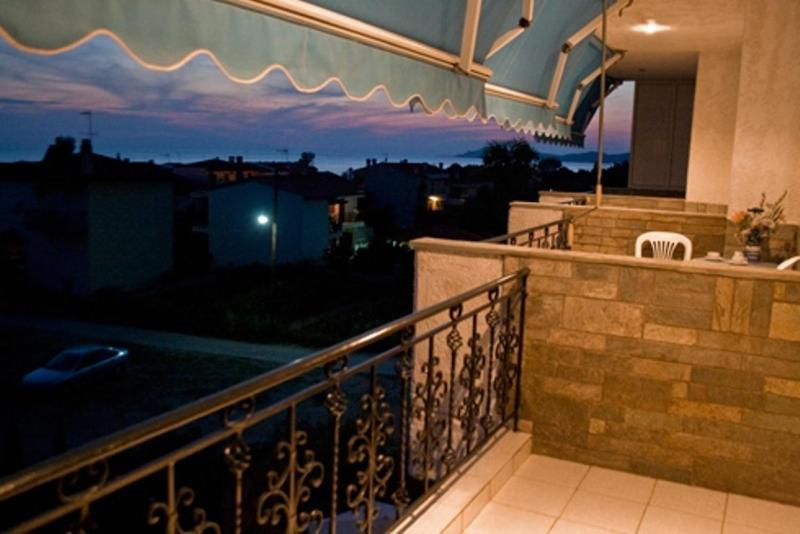 Galini Sea View Apartments Chalkidiki เนอา สกีโอนี ภายนอก รูปภาพ